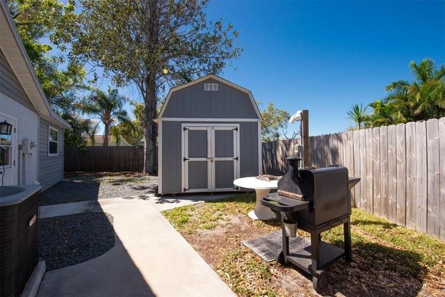 11980 VALENCIA COURT, Seminole, FL 33772