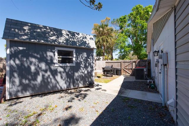 11980 VALENCIA COURT, Seminole, FL 33772