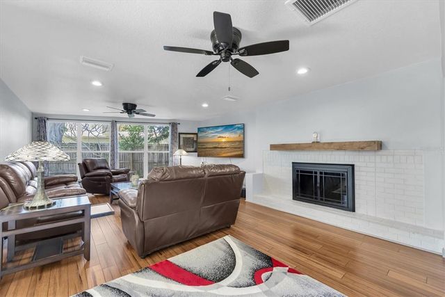 11980 VALENCIA COURT, Seminole, FL 33772