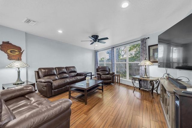 11980 VALENCIA COURT, Seminole, FL 33772