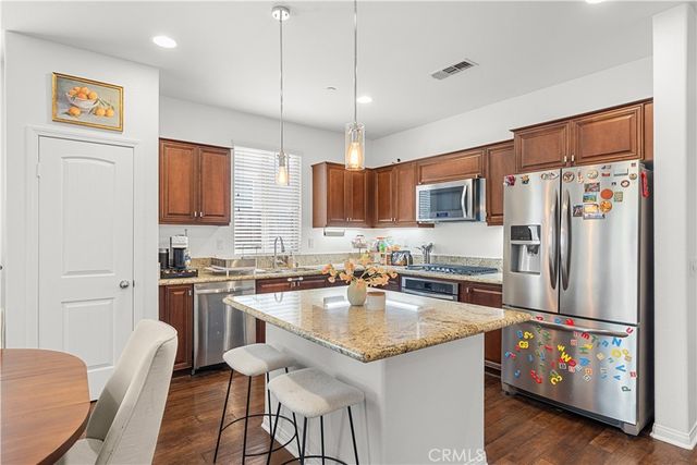 30840 Carriage Hill Drive, Menifee, CA 92584