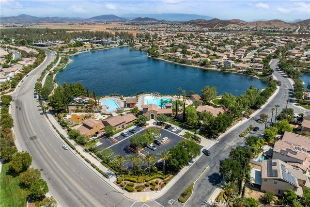 30840 Carriage Hill Drive, Menifee, CA 92584