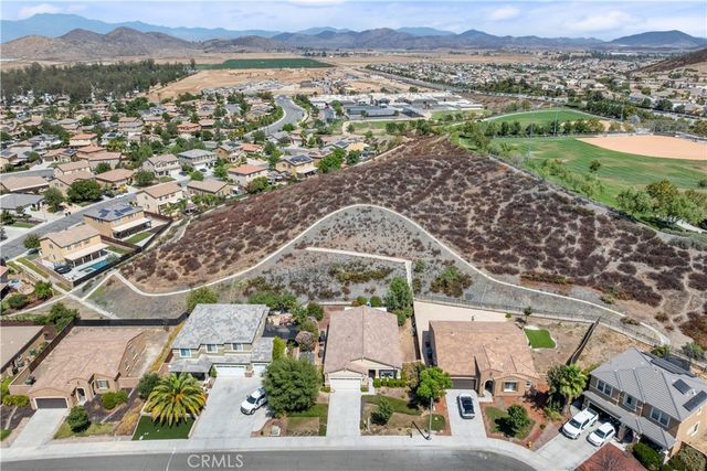 30840 Carriage Hill Drive, Menifee, CA 92584