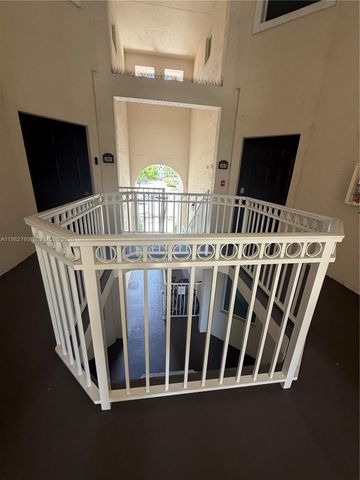 11401 NW 89th St 204, Doral, FL 33178