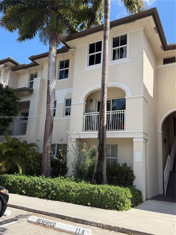 11401 NW 89th St 204, Doral, FL 33178
