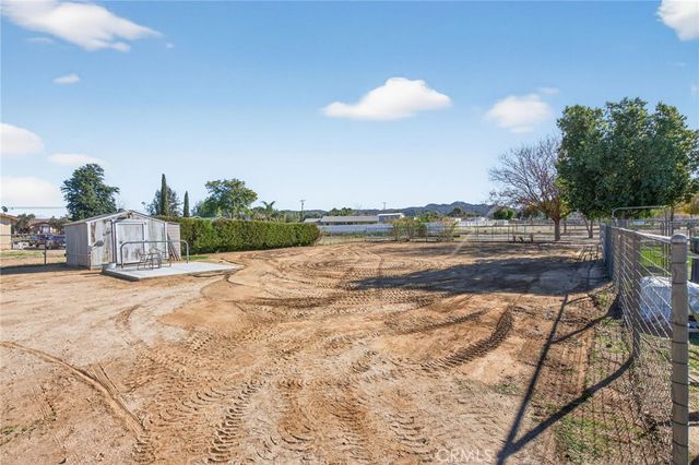 30290 Steen, Nuevo, CA 92567