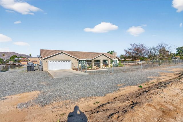 30290 Steen, Nuevo, CA 92567