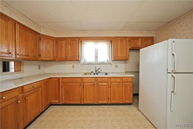 2943 Eggert Road, Tonawanda-town, NY 14150