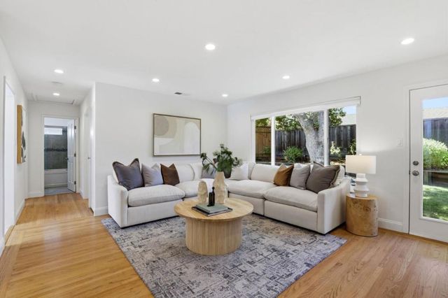 3708 Brandy Rock Way, Redwood City, CA 94061