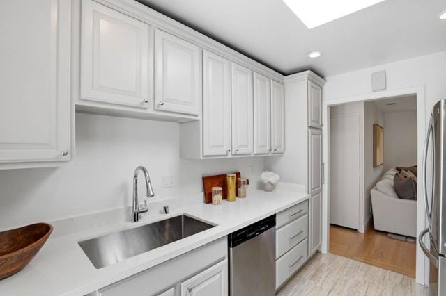 3708 Brandy Rock Way, Redwood City, CA 94061