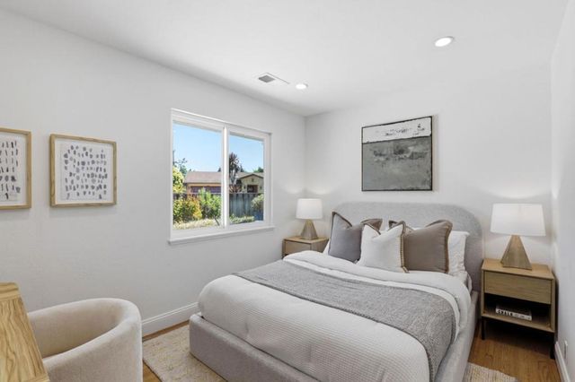 3708 Brandy Rock Way, Redwood City, CA 94061