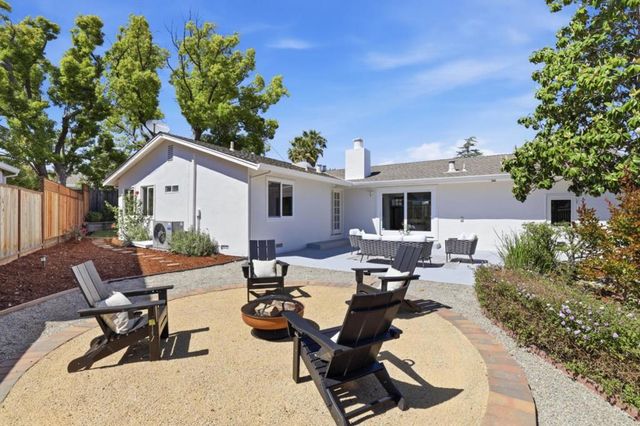3708 Brandy Rock Way, Redwood City, CA 94061