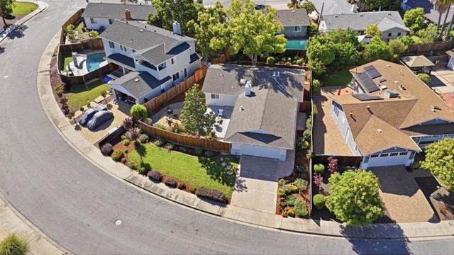 3708 Brandy Rock Way, Redwood City, CA 94061