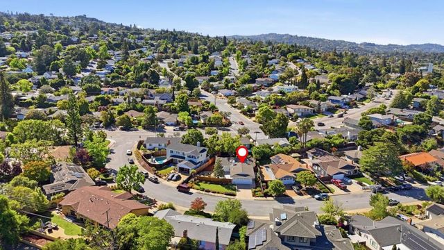 3708 Brandy Rock Way, Redwood City, CA 94061