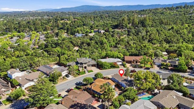 3708 Brandy Rock Way, Redwood City, CA 94061
