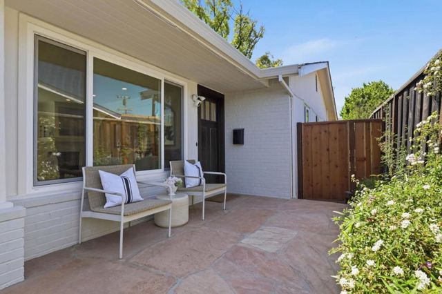 3708 Brandy Rock Way, Redwood City, CA 94061