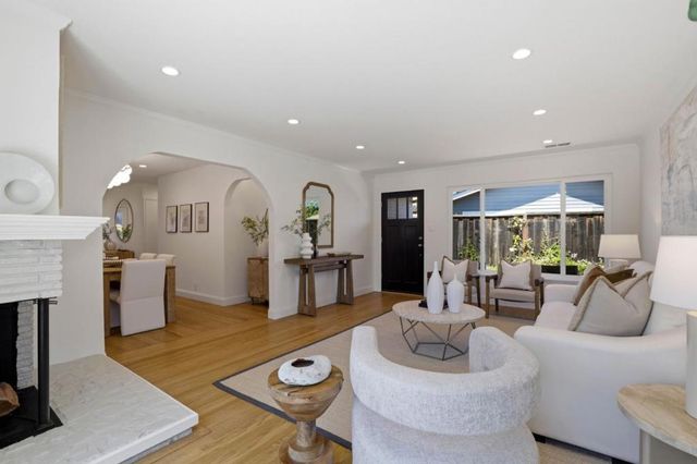 3708 Brandy Rock Way, Redwood City, CA 94061