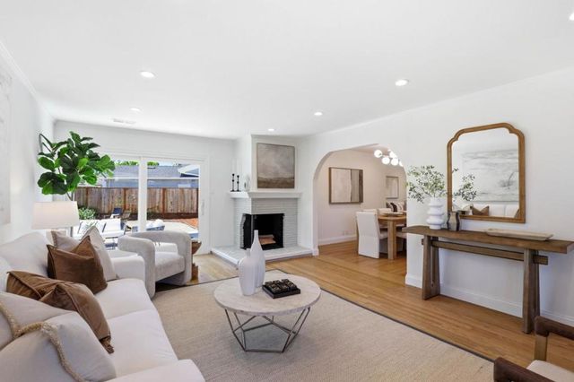 3708 Brandy Rock Way, Redwood City, CA 94061