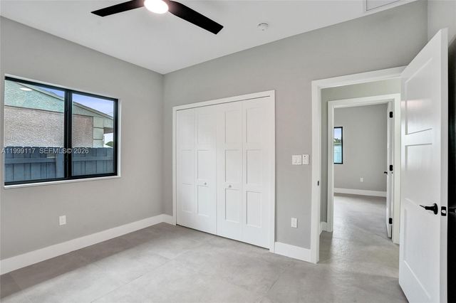 5241 SW 25th St, West Park, FL 33023