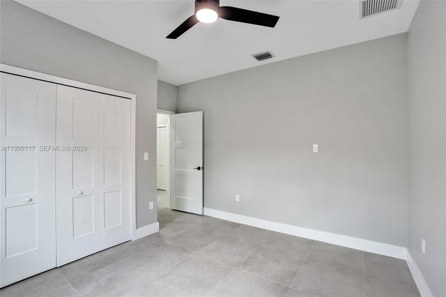 5241 SW 25th St, West Park, FL 33023