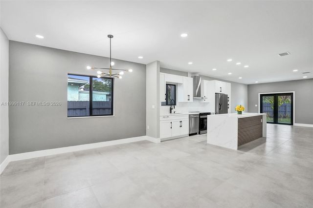 5241 SW 25th St, West Park, FL 33023