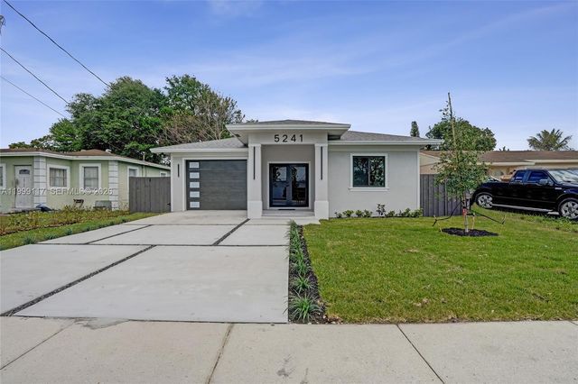 5241 SW 25th St, West Park, FL 33023