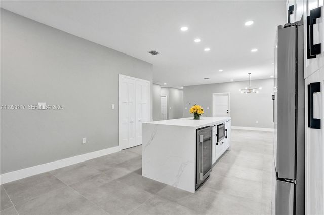 5241 SW 25th St, West Park, FL 33023