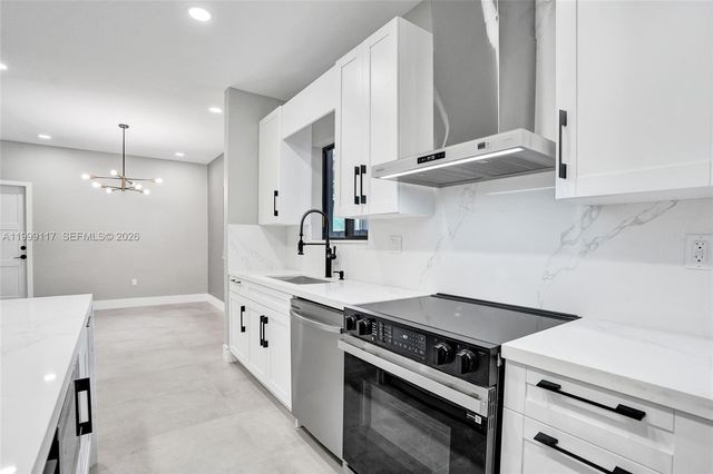 5241 SW 25th St, West Park, FL 33023