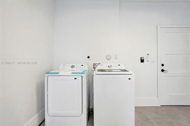 5241 SW 25th St, West Park, FL 33023