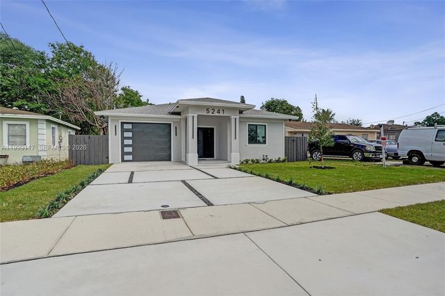 5241 SW 25th St, West Park, FL 33023