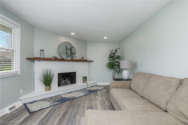 2783 State Street NW, Uniontown, OH 44685