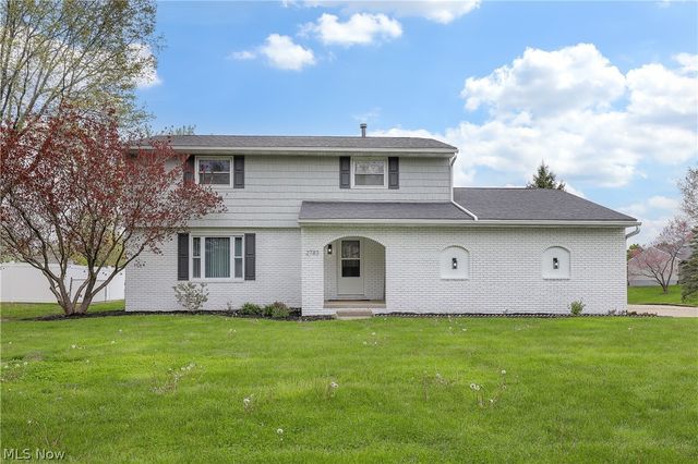 2783 State Street NW, Uniontown, OH 44685