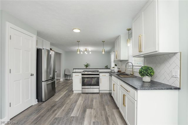 2783 State Street NW, Uniontown, OH 44685