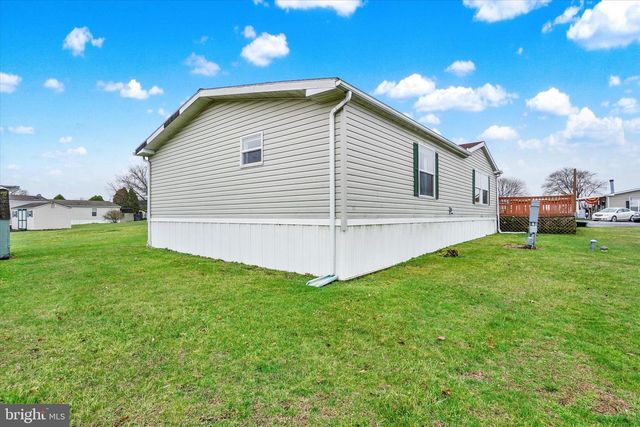 2634 TAMELA AVE, Dover, PA 17315