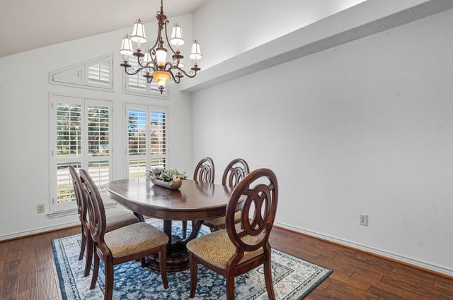 2517 Willowgate Lane, Carrollton, TX 75006