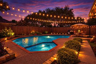 2517 Willowgate Lane, Carrollton, TX 75006