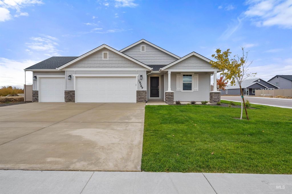 4318 Solitude Way, Caldwell, ID 83605