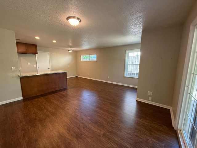 7434 Saybrook Dr, Citrus Heights, CA 95621