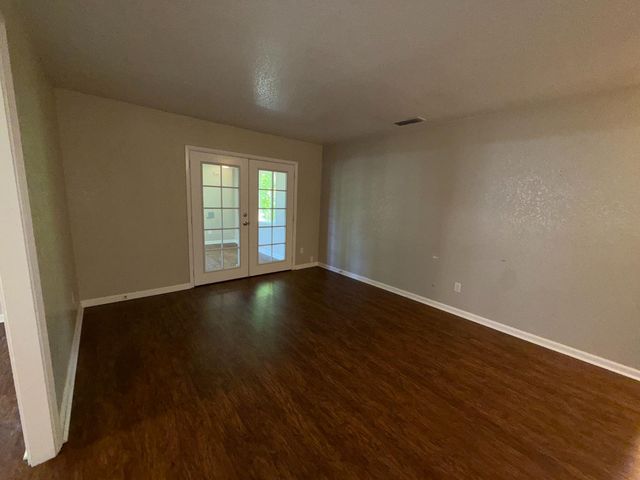 7434 Saybrook Dr, Citrus Heights, CA 95621