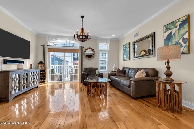 14 Seadrift Avenue, Highlands, NJ 07732