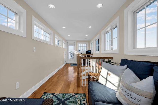 14 Seadrift Avenue, Highlands, NJ 07732