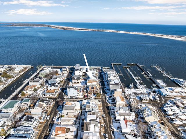 14 Seadrift Avenue, Highlands, NJ 07732