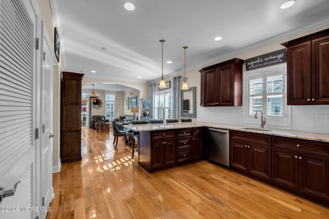 14 Seadrift Avenue, Highlands, NJ 07732