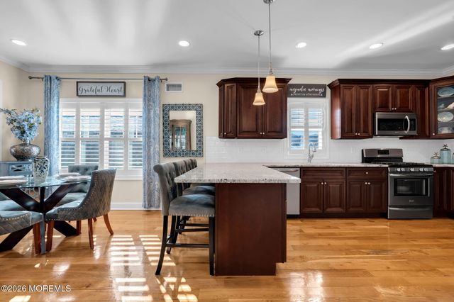 14 Seadrift Avenue, Highlands, NJ 07732