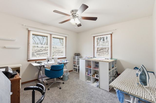 4535 MANCHESTER Drive, Omaha, NE 68152