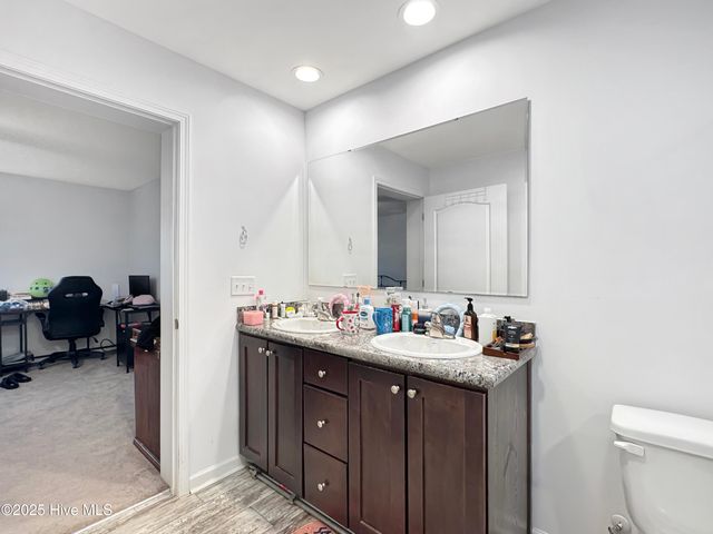 55 Jenn Road, Burgaw, NC 28425