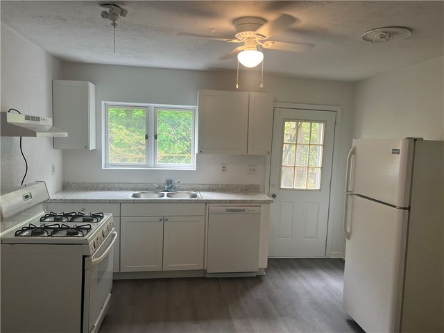 520 Bauerlein St, Millvale, PA 15209