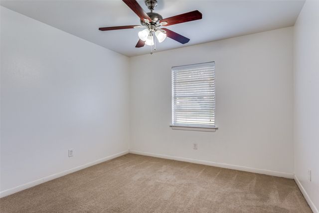 5828 Wales Avenue, Fort Worth, TX 76133