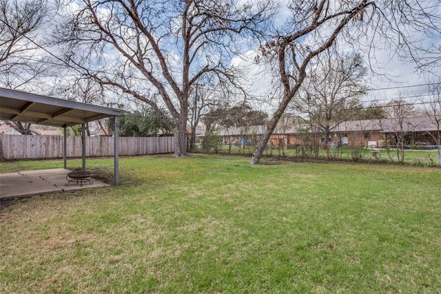 5828 Wales Avenue, Fort Worth, TX 76133