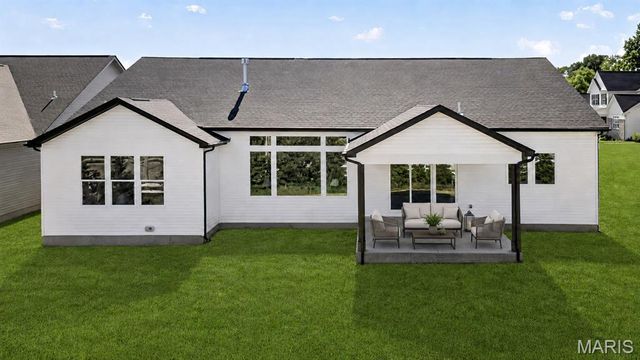 126 Royal Troon Drive, Dardenne Prairie, MO 63368